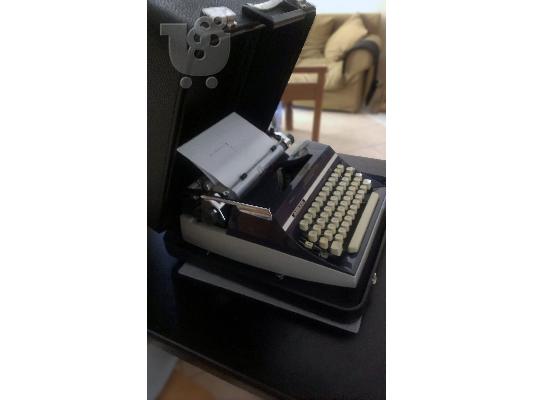 Γραφομηχανή 70s ADLER