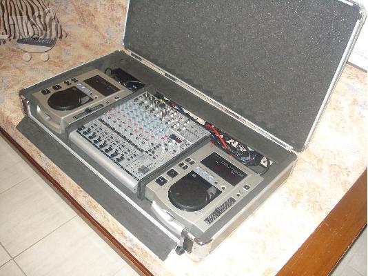 PoulaTo: 2 cdj100 + ΜΙΚΤΗ 12 ΚΑΝΑΛΙΩΝ ΣΕ DJ FLY CASE