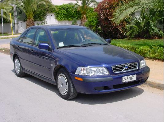 PoulaTo: Volvo S40 '03