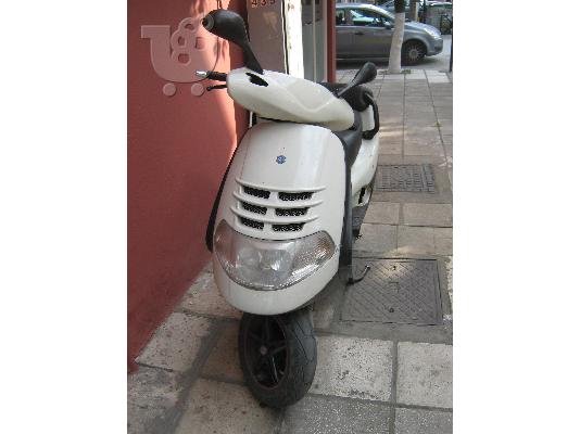 PIAGGIO Hexagon GT 250 