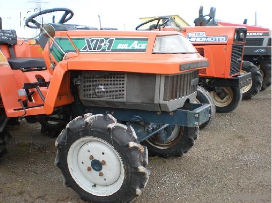 Τρακτεράκι Kubota XB-1  Καραμανίδης