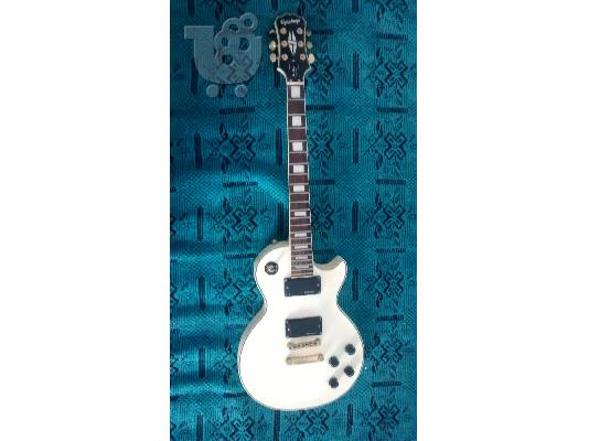 PoulaTo: Epiphone Alpine White Les Paul Custom