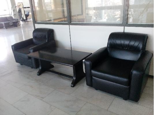 Καθιστικό italian design με 1καναπέ 3θέσιο,3πολυθρόνες,δερματίνη μαύρο,2 τραπεζάκια ΕΥΚΑΙΡ...