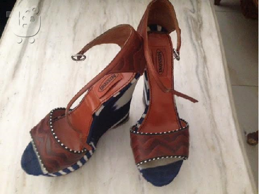 PoulaTo: MISSONI PLATFORMS