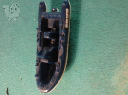PoulaTo: 1/70 MATTEL RAFT BOAT