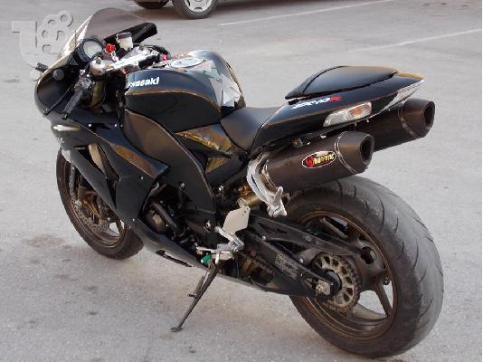 KAWASAKI Ninja ZX-10R 