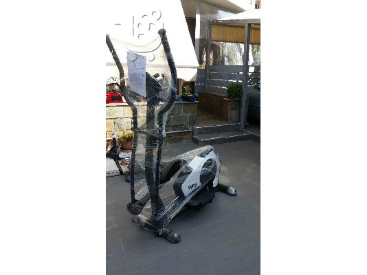 YORK PERFORM 220 CROSS TRAINER
