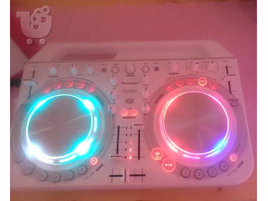 PoulaTo: Pioneer DJ WEGO2