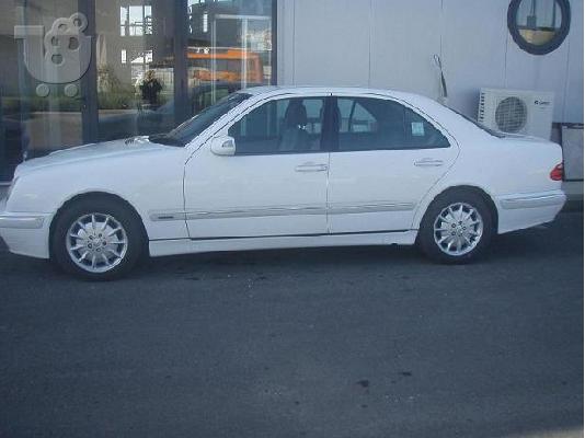 MERCEDES 200 