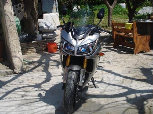 YAMAHA FZS 1000 Fazer 