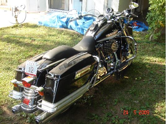 HARLEY DAVIDSON FLHR Road King 