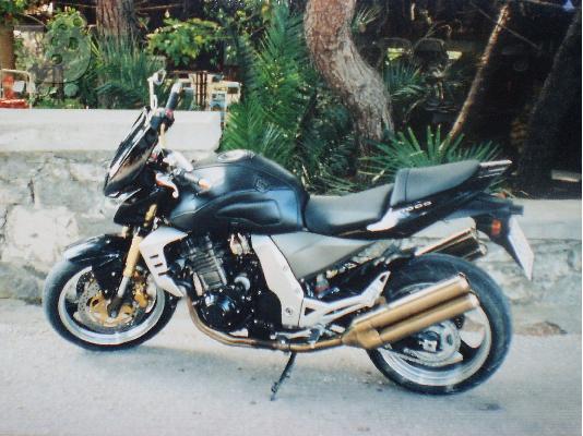 PoulaTo: KAWASAKI Z 1000 '06