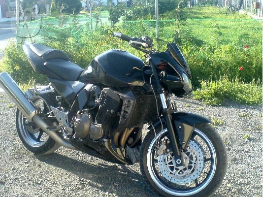 PoulaTo: KAWASAKI Z 750 '04