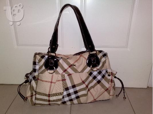 PoulaTo:  Burberry ΤΣΑΝΤΑ
