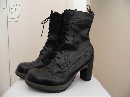 PoulaTo: Μποτάκια γυναικεία Dr Martens