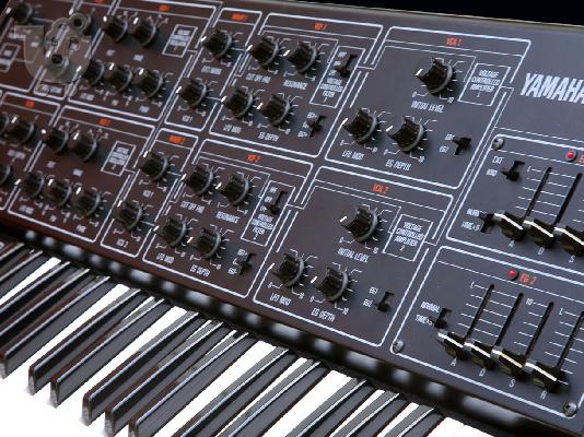 PoulaTo: Συλλεκτικό Yamaha CS-15, λειτουργεί αψογα