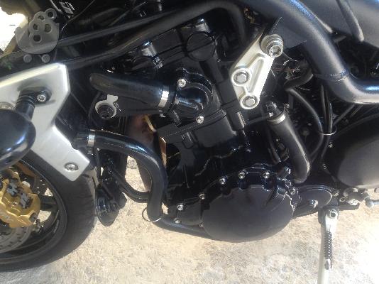 TRIUMPH Speed Triple 