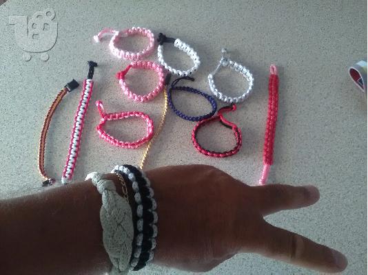Bracelets (Βραχιόλια) κατασκευές με πολύχρωμα κορδόνια....