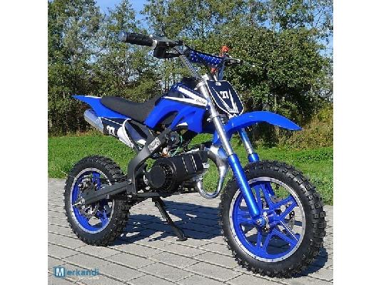 PoulaTo: Mini Cross 49cc Delta