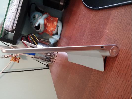 Πωλείται Lenovo Yoga 10 3G