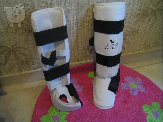 PoulaTo: Επικαλαμίδες κουτουπιέ. Shin Instep Guard.