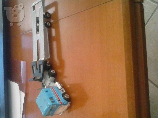 PoulaTo: 1/100 YATMING TRUCK WITH TRAILER