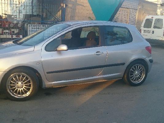 PoulaTo: PEUGEOT 307 '04