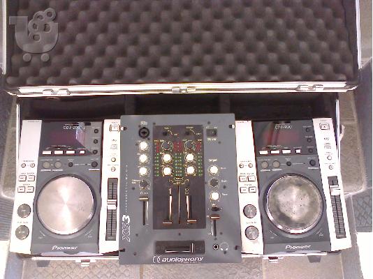 PoulaTo: πωλουνται 2 pioneer cdj200 μαζι με μεικτη μεσα στη βαλιτσα τους