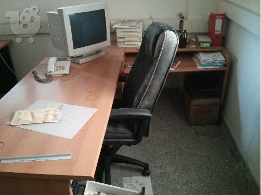 Πωλούνται έπιπλα γραφείου , τραπέζια διασκέψεων
