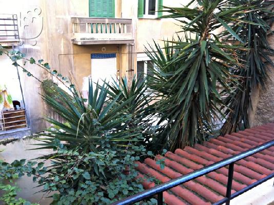 PoulaTo: εξαιρετικη μονοκατοικια