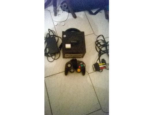 PoulaTo: Game cube
