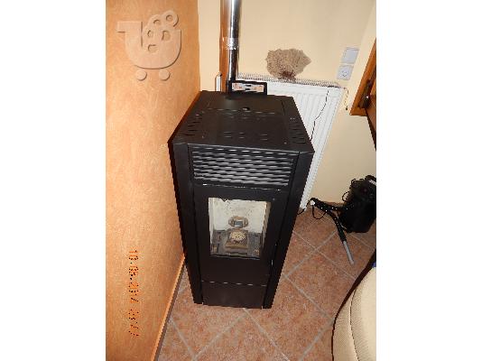 PoulaTo: Σόμπα Πέλετ 12W