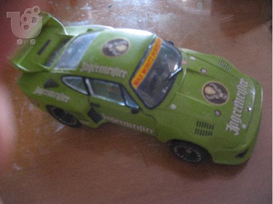 PoulaTo: 1/32 REVELL PORSHE 935 GREEN JAGERMAISTER