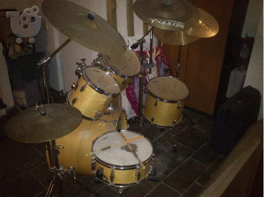 PoulaTo: Drums