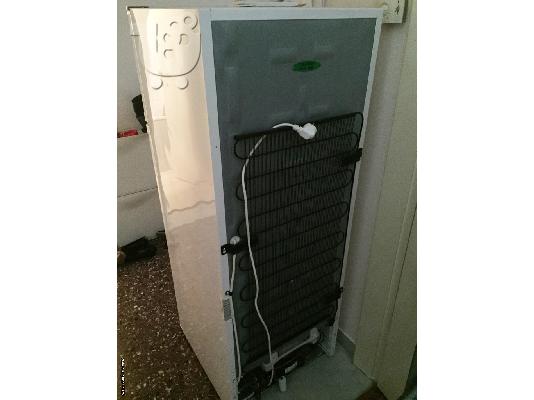 Πωλείται Ψυγείο Whirlpool