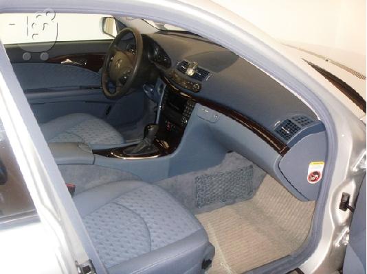 MERCEDES E 200 