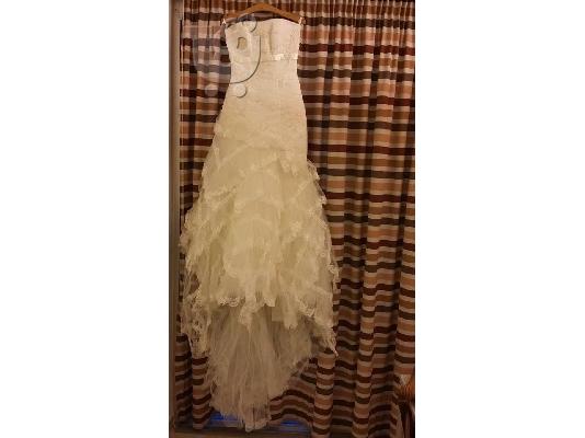 PoulaTo: Νυφικό PRONOVIAS