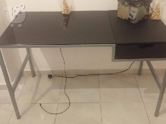 PoulaTo: γραφείο μαυρο γυαλι