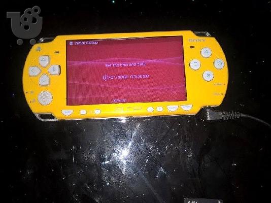 Sony PSP lite κιτρινο limited edition + 5 παιχνιδια + φορτιστης + καρτα μνημης...