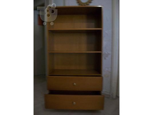 Βιβλιοθήκη ξύλινη