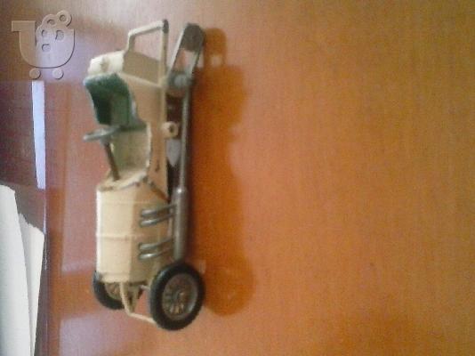 PoulaTo: LESNEY MATCHBOX 1908 MERCEDES