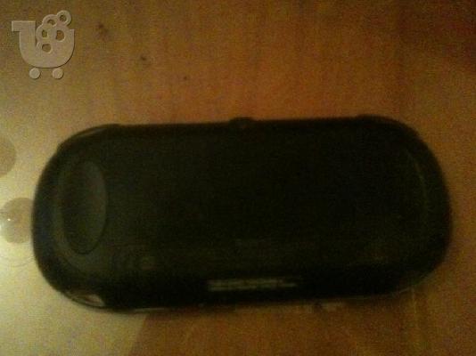 Ps vita+4gb+3 games+extra
