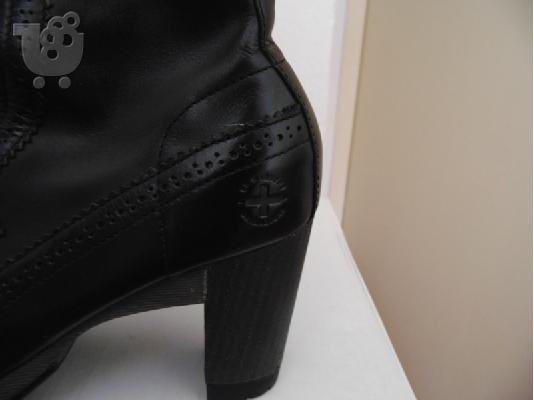 Μποτάκια γυναικεία Dr Martens