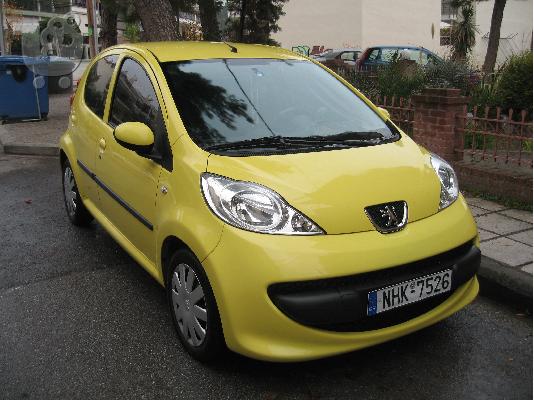 PoulaTo: PEUGEOT 107 '07