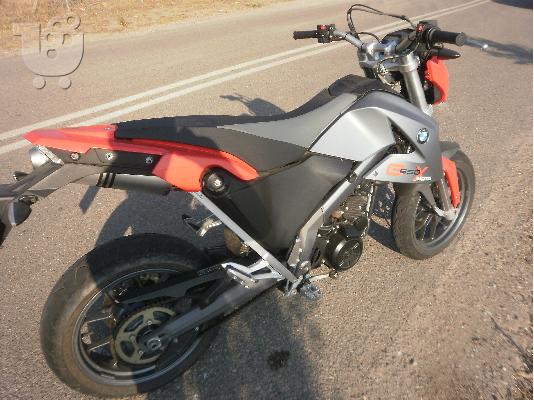 PoulaTo: BMW G 650 Xmoto '08