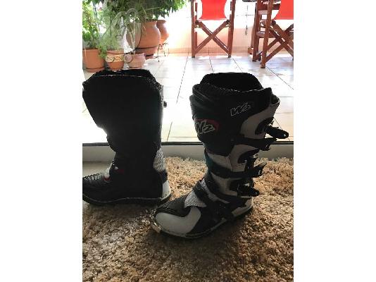 εξοπλισμός motocross