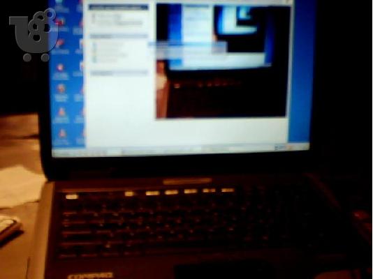 PoulaTo: laptop compaq