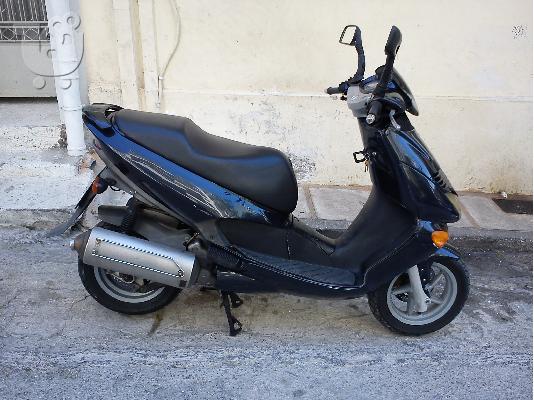 PoulaTo: APRILIA Leonardo 125 '00