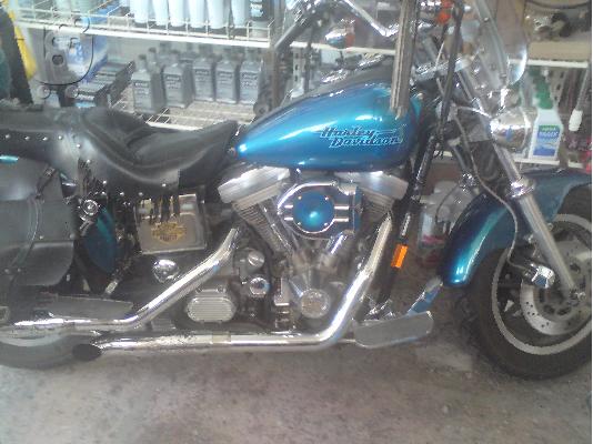 PoulaTo: HARLEY DAVIDSON FXD,FXDC DynaSup.Gl.,DynaGl.Cust. '95