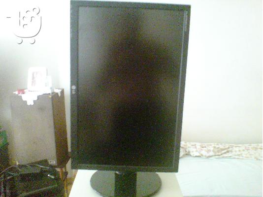Πωλουνται 2 pc σταθερα με μονιτορ LG 24 με ηχεια δικα του...!!!...